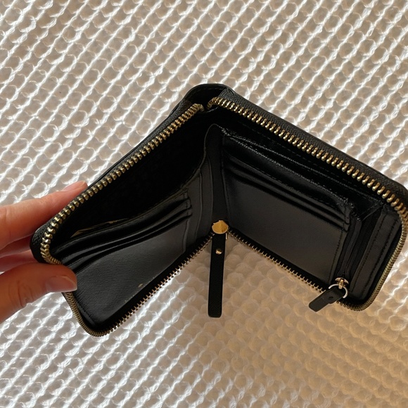 Kate Spade Laurel Way Darci Wallet - Picture 3 of 5